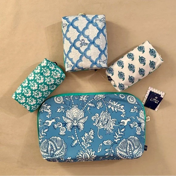 Roller Rabbit x Target 4pc Floral Travel Bag Set NWT - Picture 2 of 2